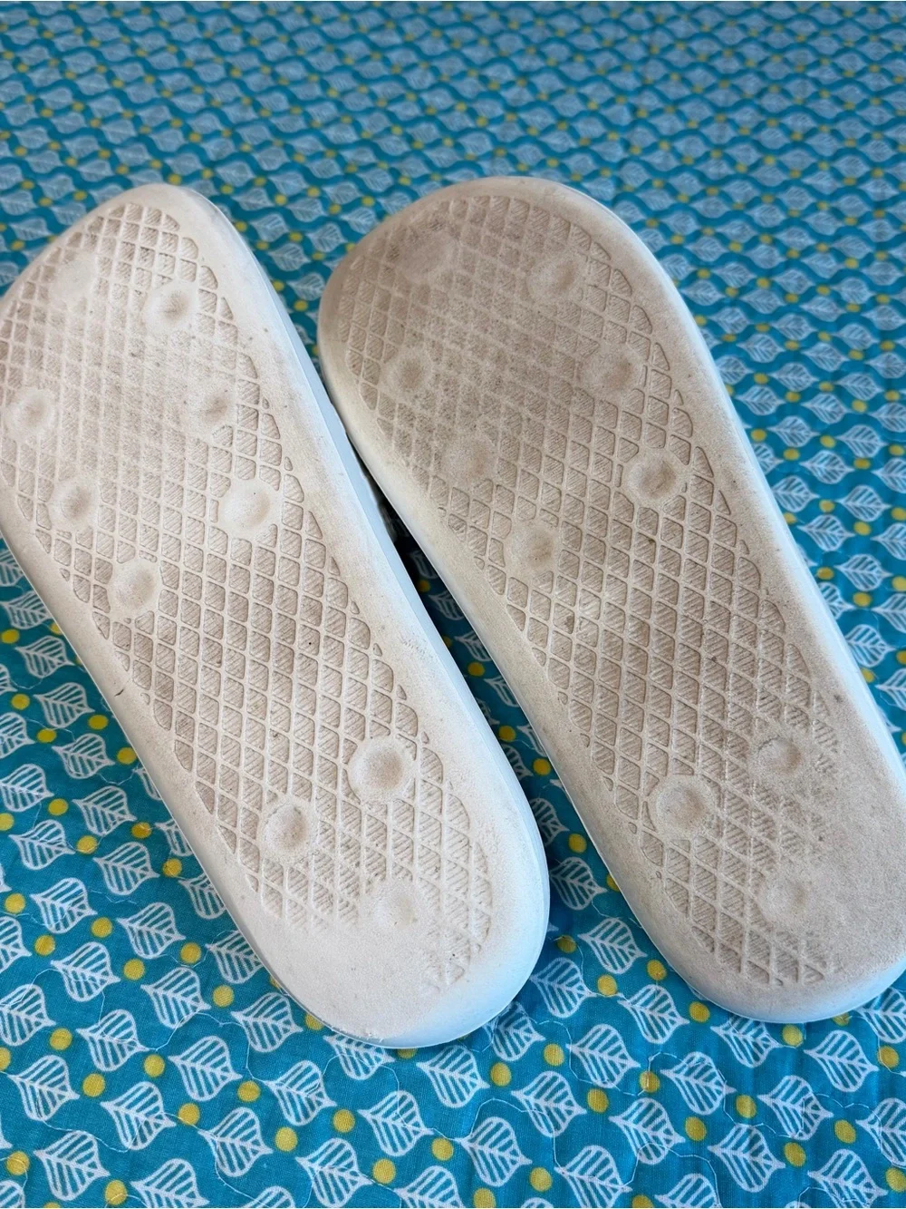 White Slide Sandals Adidas Comfortable Open-Toe Pool Slides
